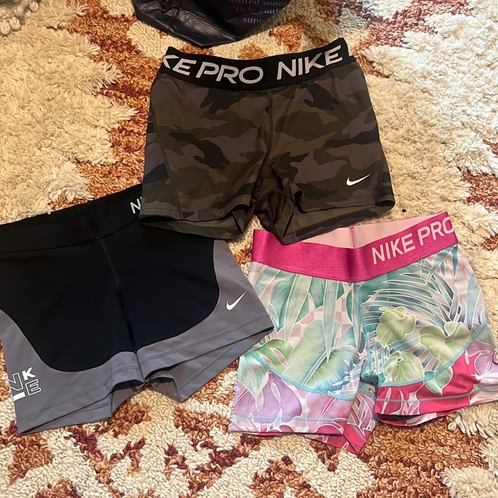 3 pairs of Nike pro shorts size m